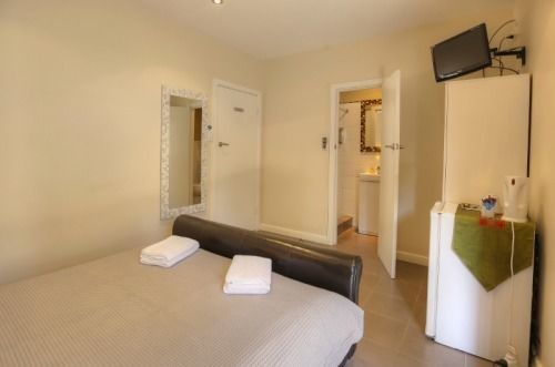 Waikiki Beach Bed And Breakfast Hopeland Екстериор снимка